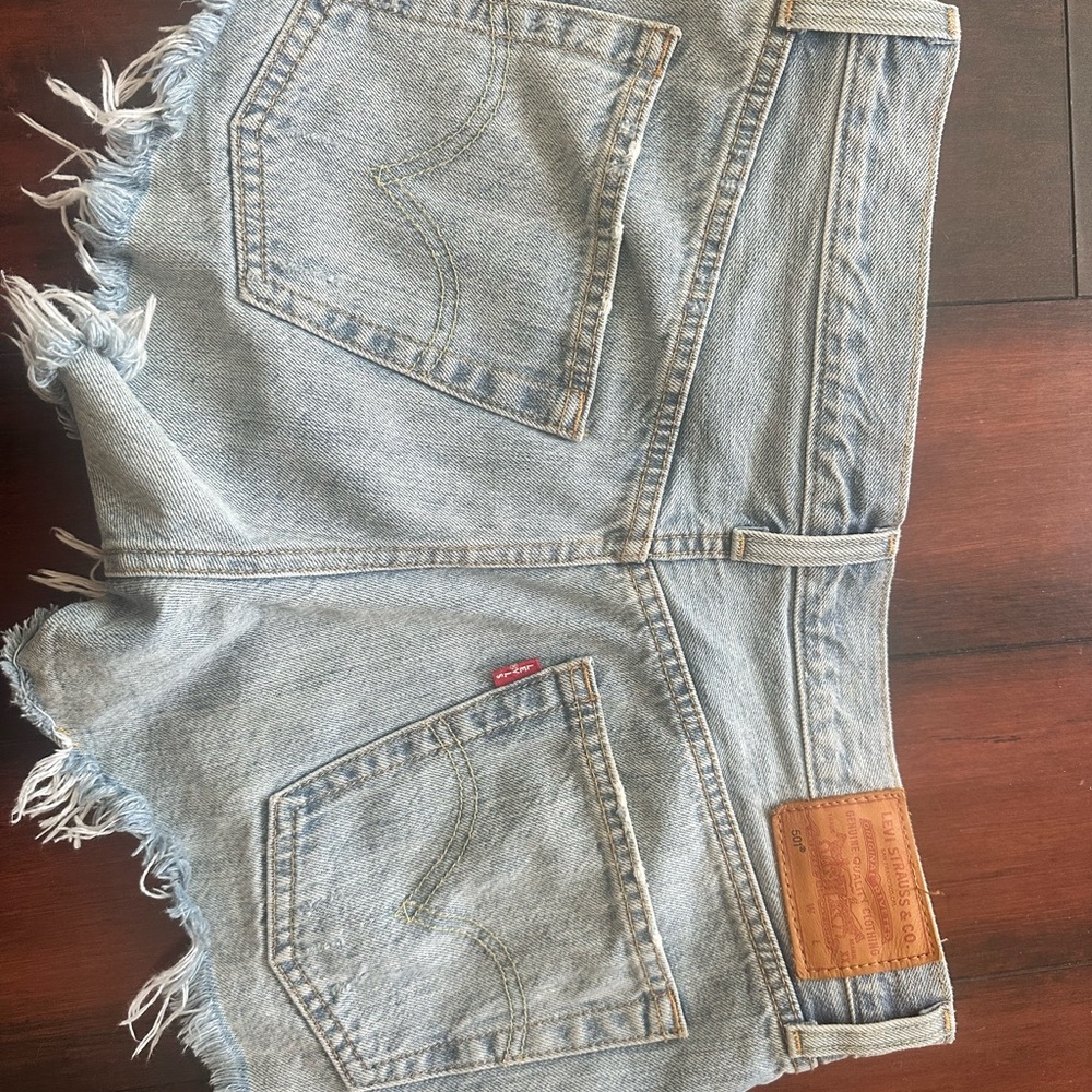 Levi’s shorts